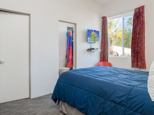 Palm Springs Home 1028320
