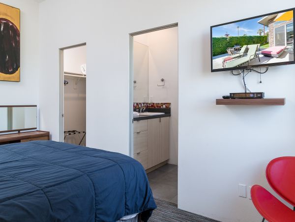 Palm Springs Home 1028320