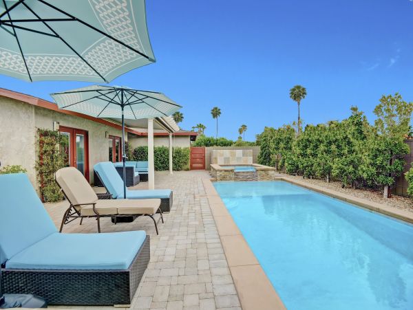 Palm Springs Home 1028321