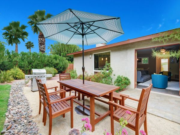 Palm Springs Home 1028321