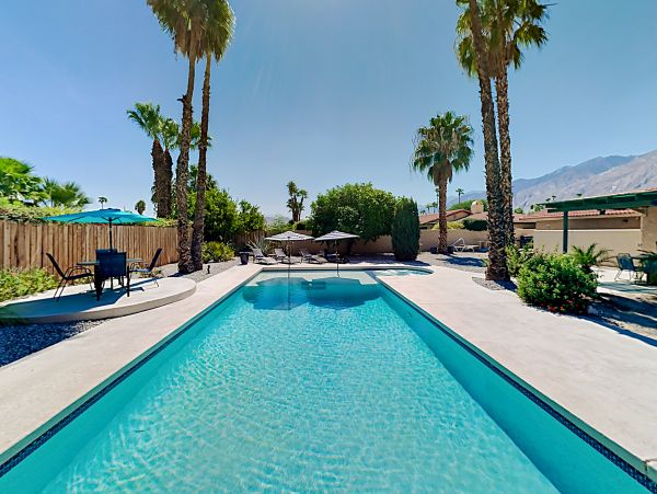 Palm Springs Home 1028322