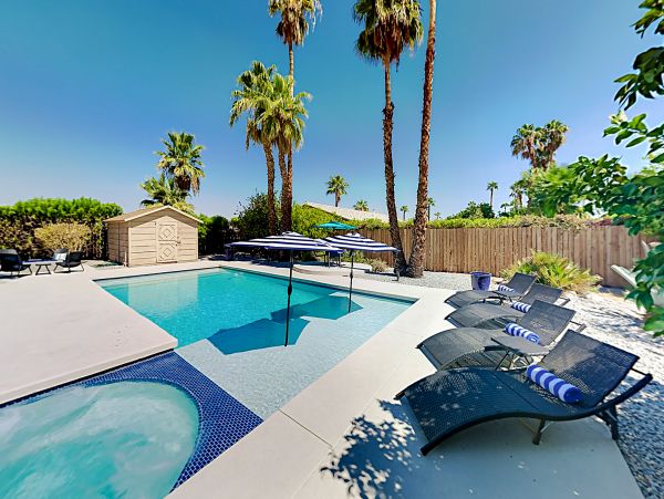 Palm Springs Home 1028322