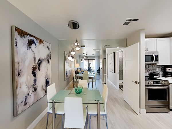 Palm Springs Home 1028323