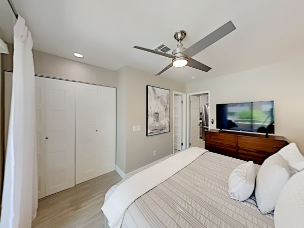 Palm Springs Home 1028323