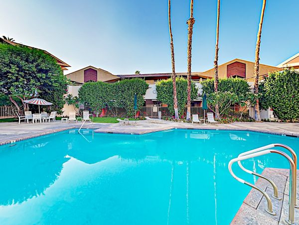 Palm Springs Home 1028323