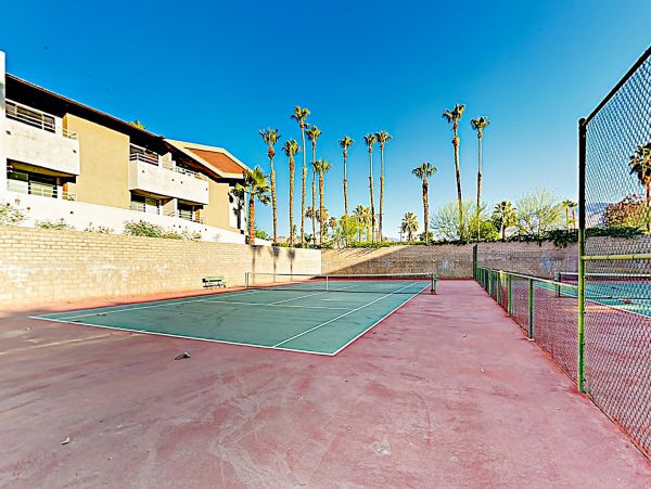 Palm Springs Home 1028323