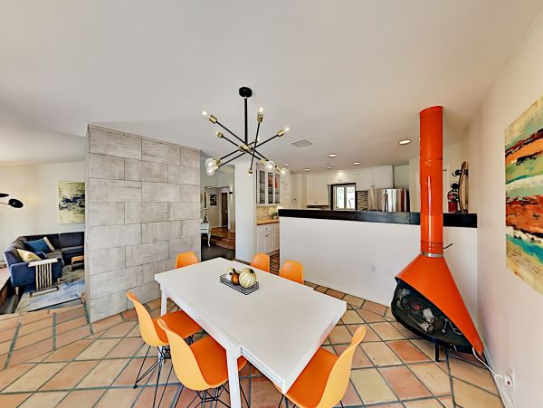 Palm Springs Home 1028325