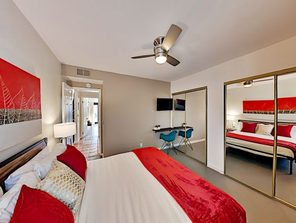 Palm Springs Home 1028325