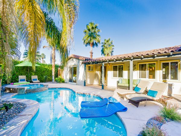 Palm Springs Home 1028326