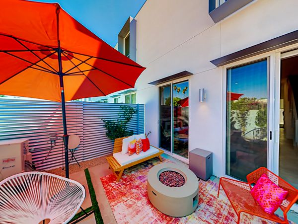Palm Springs Home 1028328