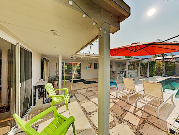 Palm Springs Home 1028329