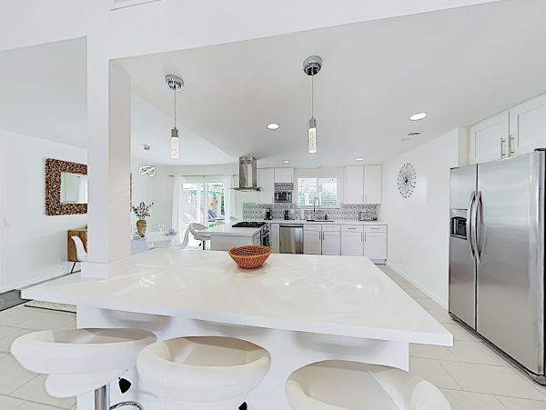 Palm Springs Home 1028330