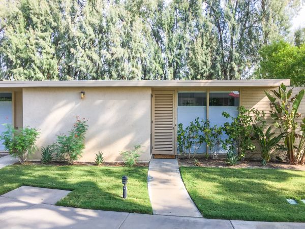 Palm Springs Home 1028331