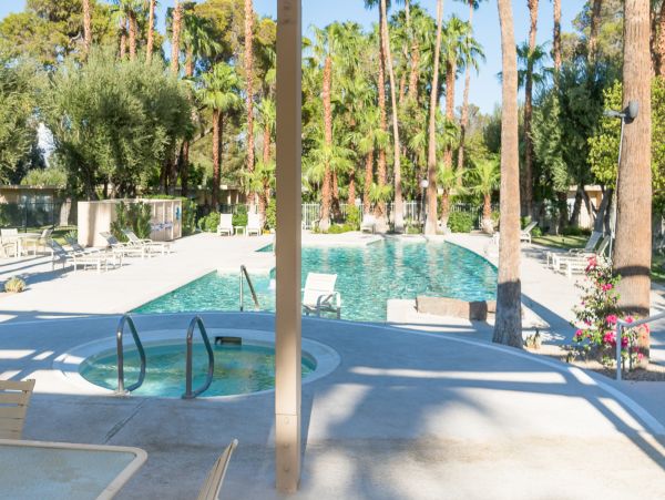 Palm Springs Home 1028331