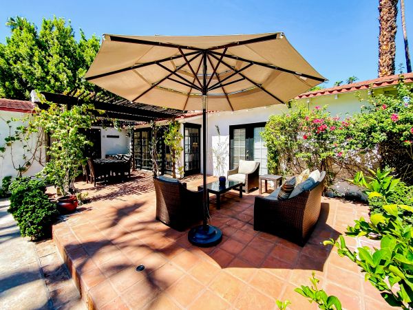 Palm Springs Home 1028332
