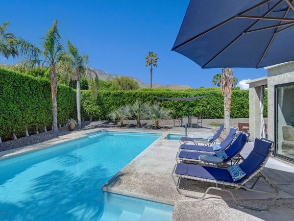 Palm Springs Home 1028333