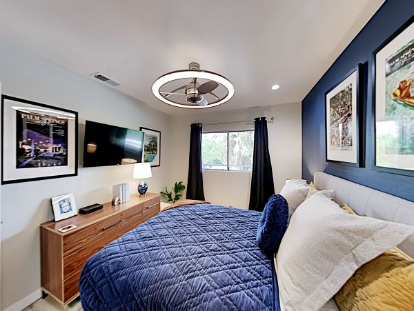 Palm Springs Home 1028335