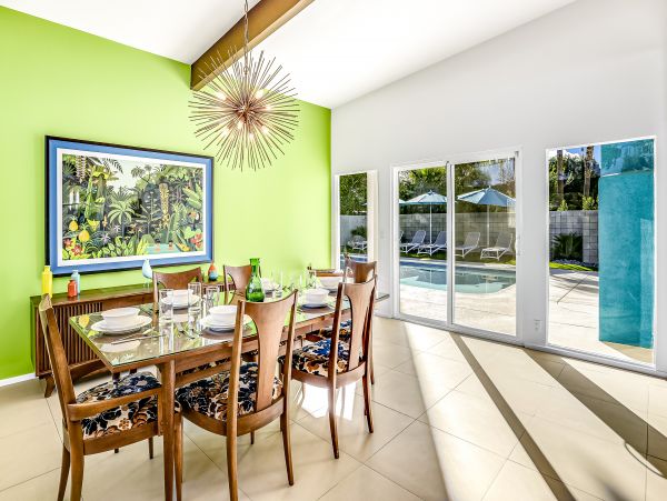 Palm Springs Home 1028336