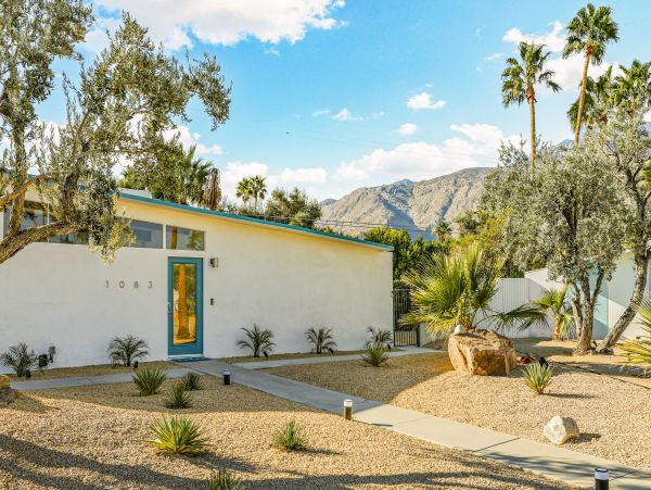 Palm Springs Home 1028336