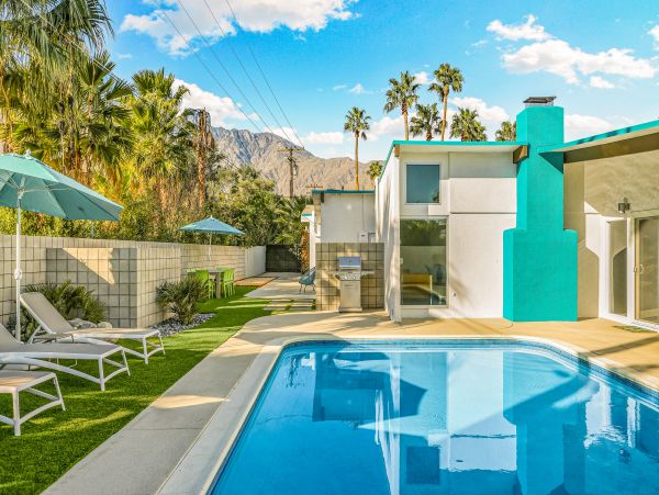 Palm Springs Home 1028336