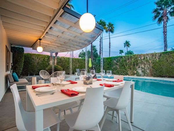 Palm Springs Home 1028337