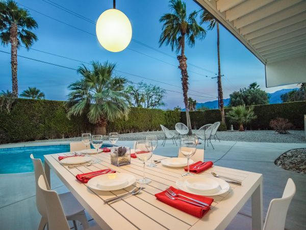 Palm Springs Home 1028337