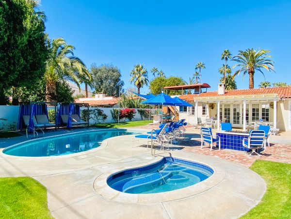 Palm Springs Home 1028338