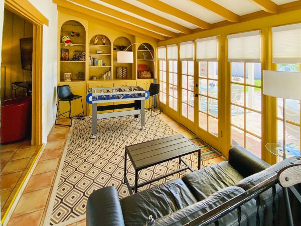 Palm Springs Home 1028338