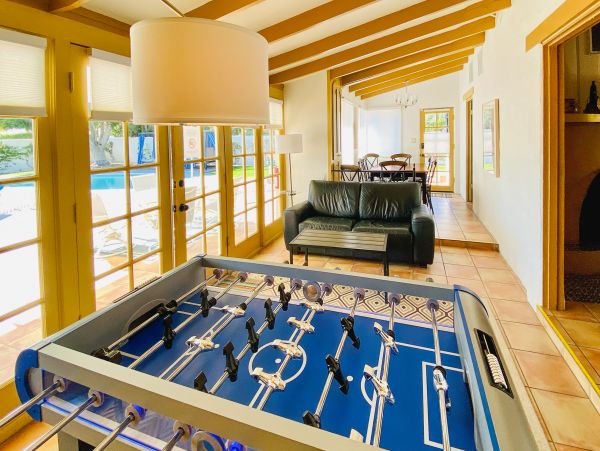 Palm Springs Home 1028338