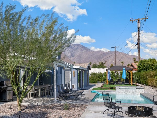 A Chic Four-Bedroom Palm Springs Home With A Private Pool And Hot Tub