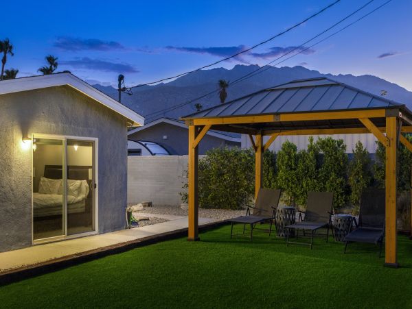A Chic Four-Bedroom Palm Springs Home With A Private Pool And Hot Tub