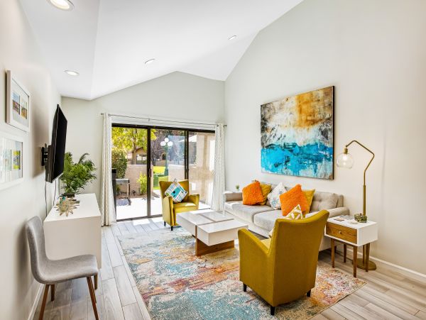 Palm Springs Home 1028340