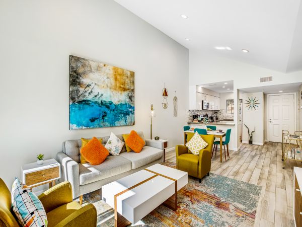 Palm Springs Home 1028340