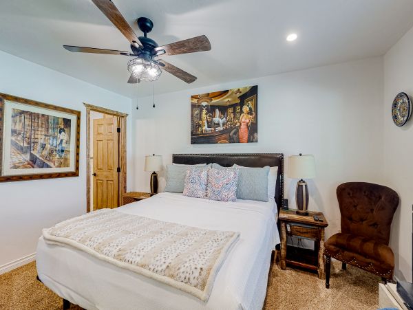 Palm Springs Home 1028341
