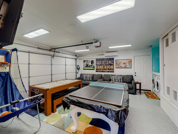 Palm Springs Home 1028341