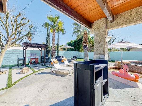 Palm Springs Home 1028341
