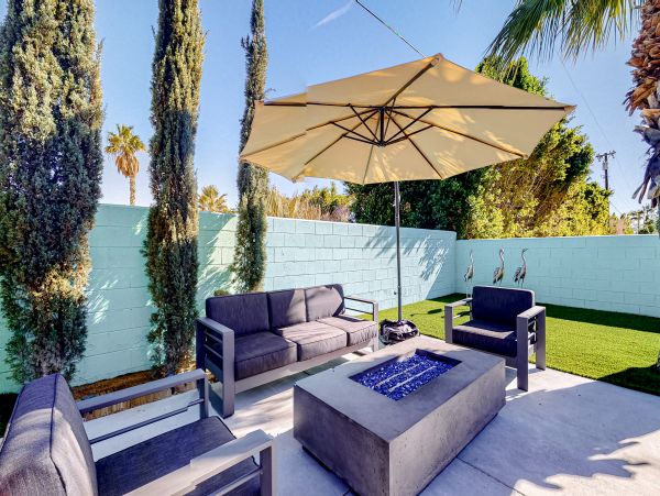 Palm Springs Home 1028341