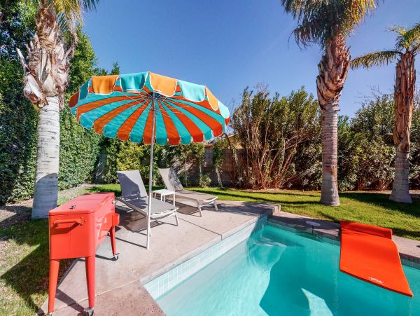 Palm Springs Home 1028342