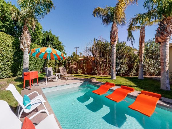 Palm Springs Home 1028342