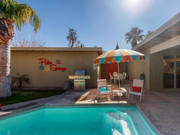 Palm Springs Home 1028342