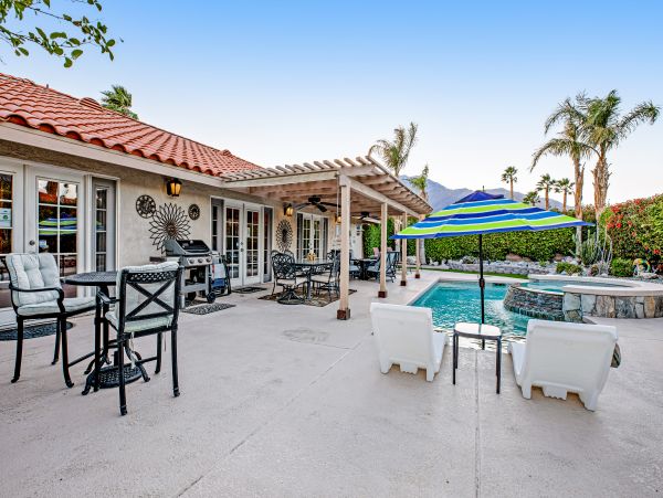 Palm Springs Home 1028343