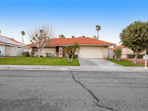 Palm Springs Home 1028343