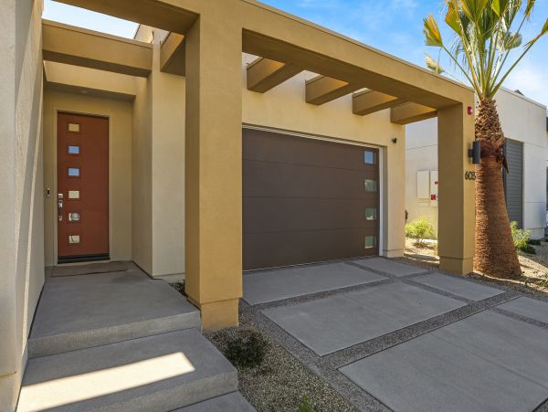 Palm Springs Home 1028344