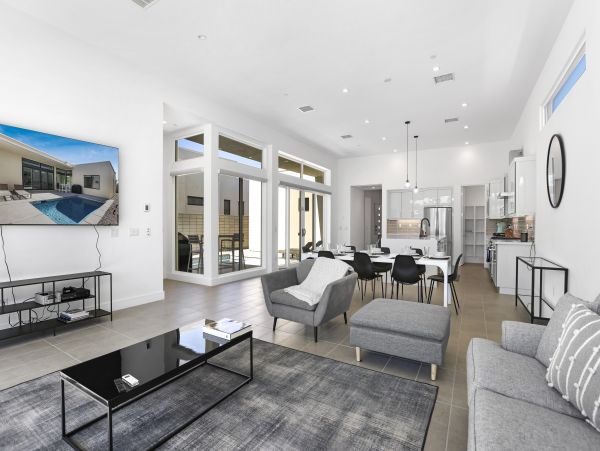 Palm Springs Home 1028344