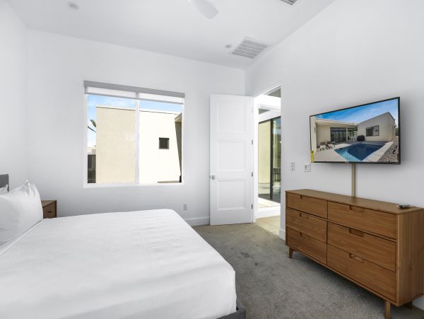 Palm Springs Home 1028344
