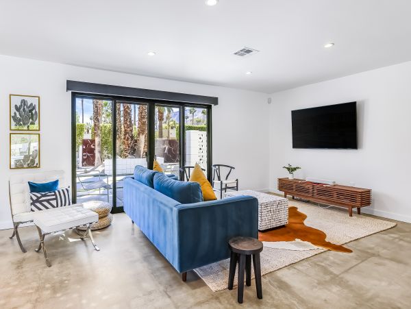 Palm Springs Home 1028345