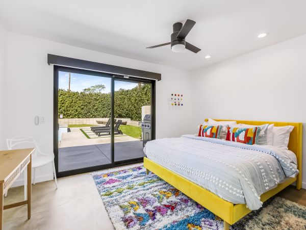 Palm Springs Home 1028345