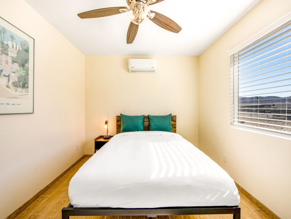 Palm Springs Home 1028346