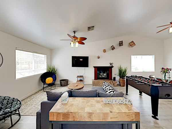 Palm Springs Home 1028347