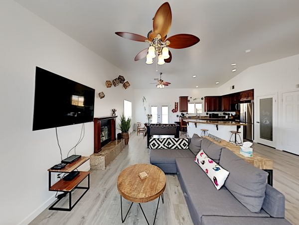 Palm Springs Home 1028347
